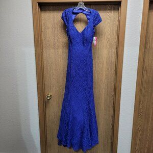 NWT'S MORGAN & COMPANY Royal Blue Long Formal Dress Junior Size 11/12